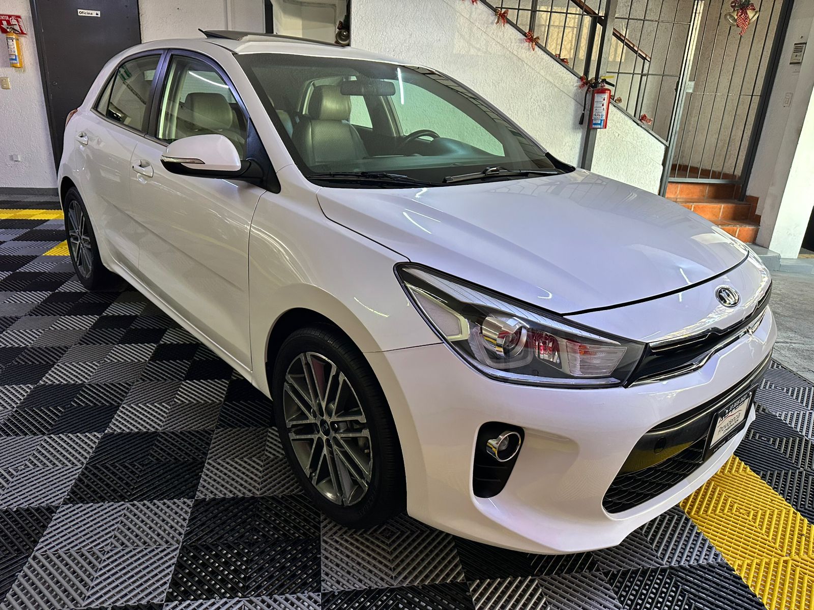 WhatsApp Image 2025-12-17 at 6.39.53 PM (2)