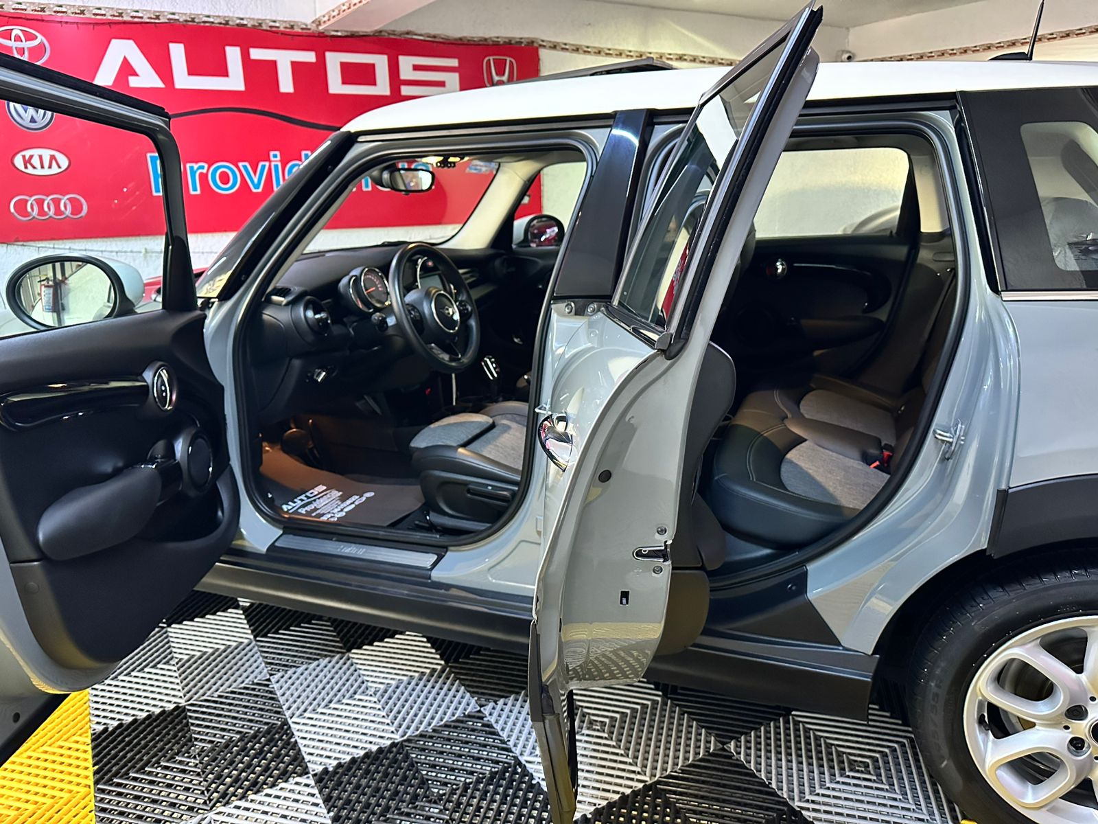 WhatsApp Image 2025-12-22 at 10.11.17 PM (3)