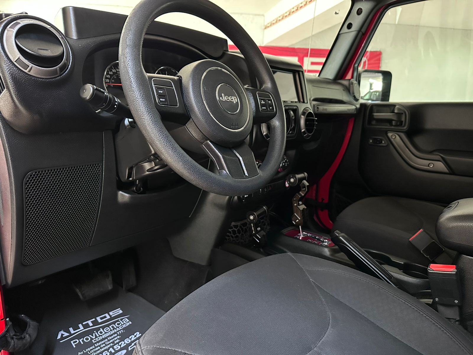 JEEP WRANGLER JK UNLIMITED 4 x 4 2018 AT - Image 11