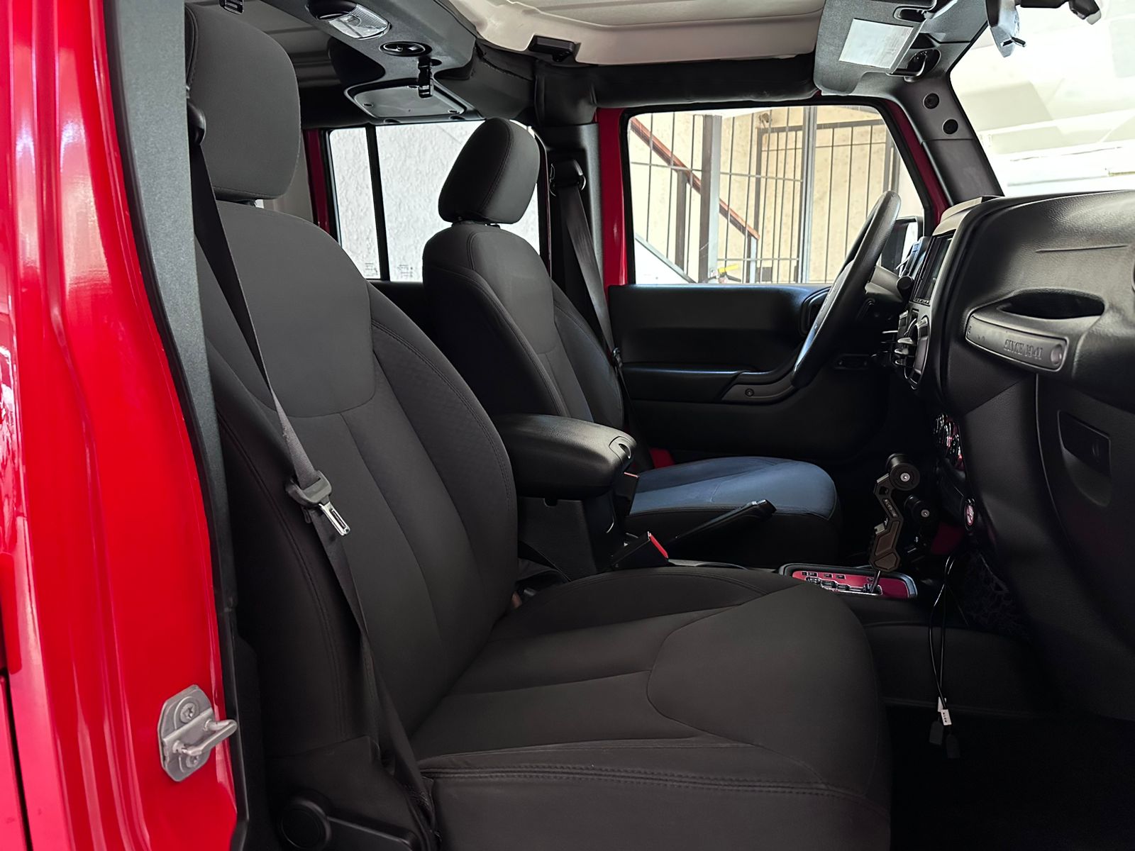 JEEP WRANGLER JK UNLIMITED 4 x 4 2018 AT - Image 19