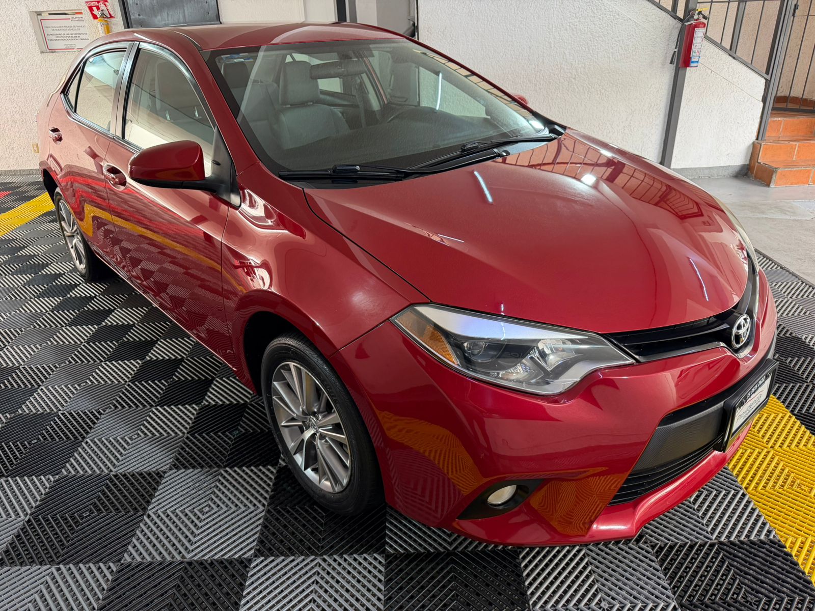 TOYOTA COROLLA LE 2014 1.8 AT - Image 3