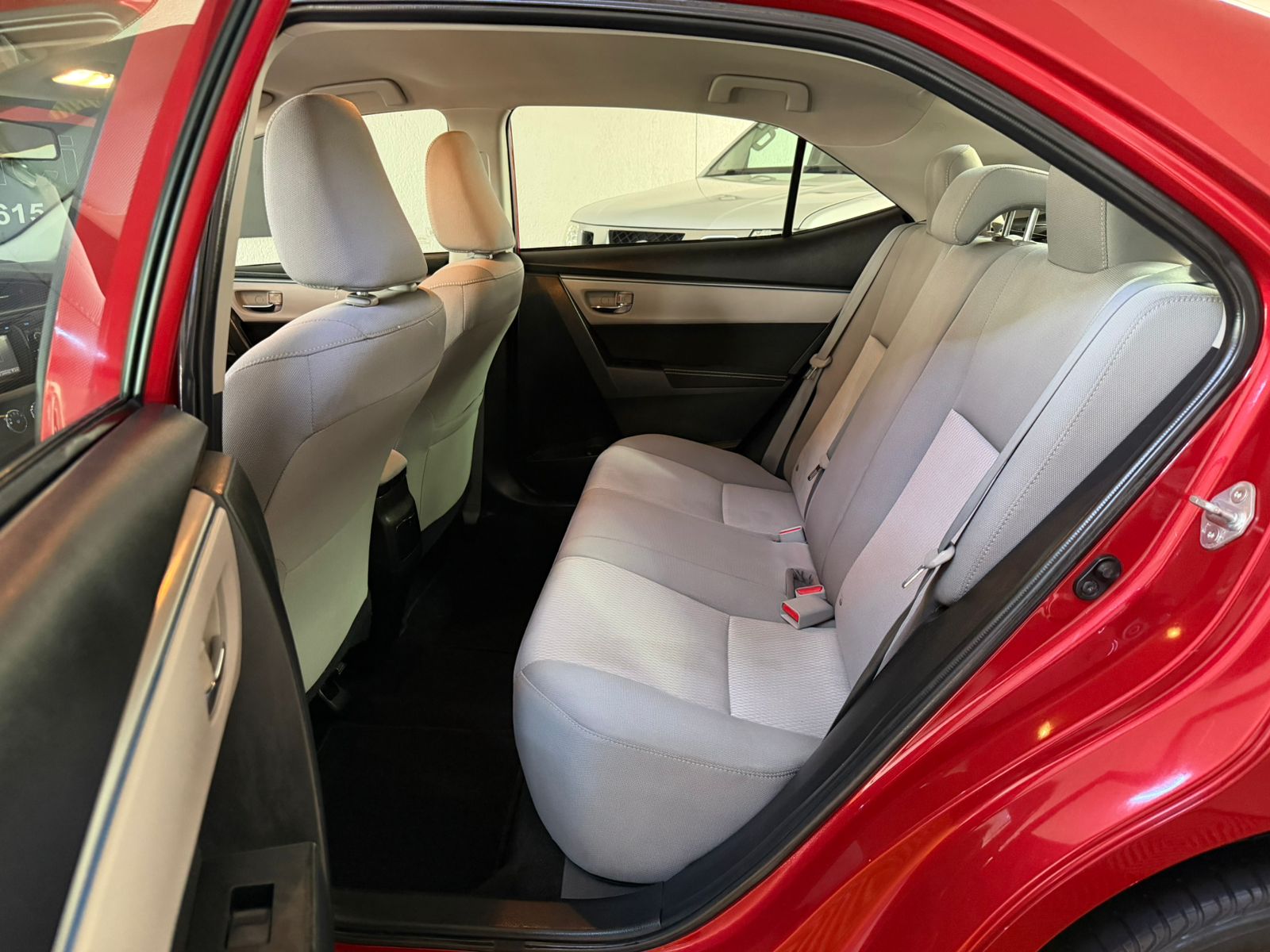 TOYOTA COROLLA LE 2014 1.8 AT - Image 17