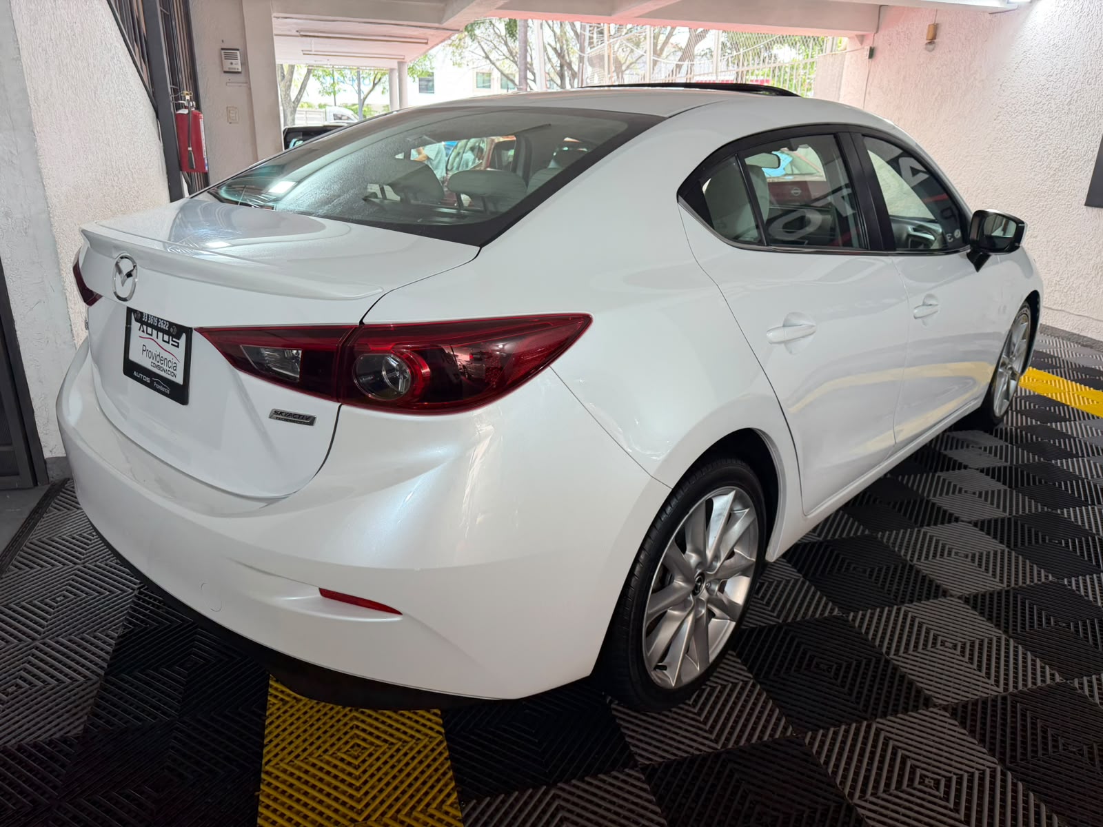 MAZDA3 2018 AT SGT 2.5 - Image 4