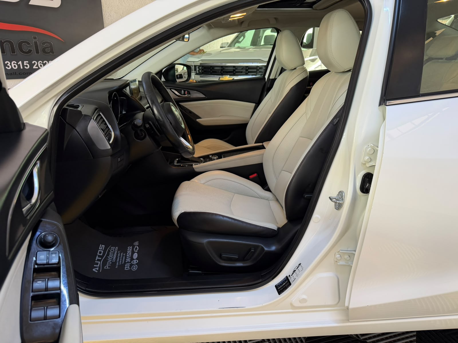 MAZDA3 2018 AT SGT 2.5 - Image 15