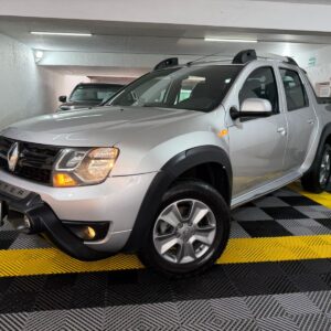 RENAULT OROCH OUTSIDER 2020