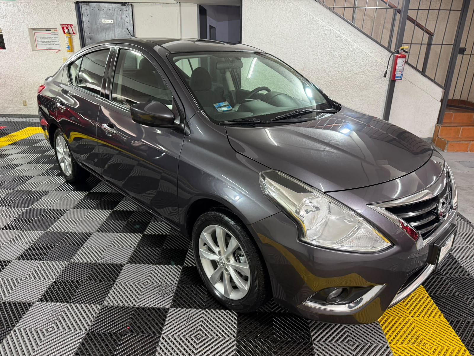 NISSAN VERSA ADVANCE 2016 - Imagen 3