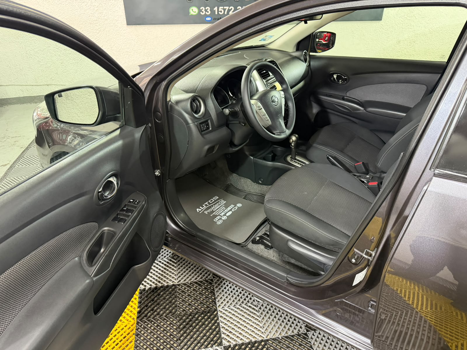 NISSAN VERSA ADVANCE 2016 - Imagen 8