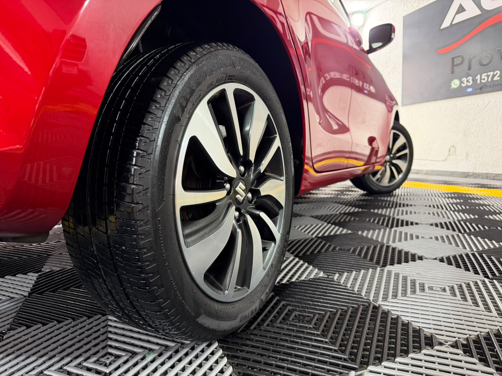 SUZUKI SWIFT GLX 2019 - Imagen 8