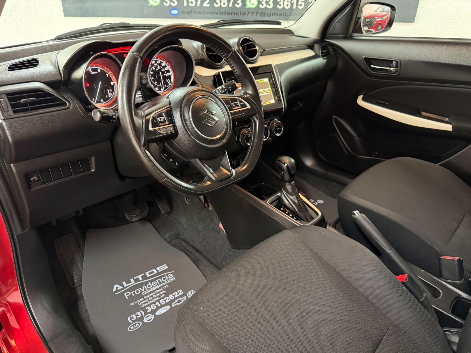 SUZUKI SWIFT GLX 2019 - Imagen 12