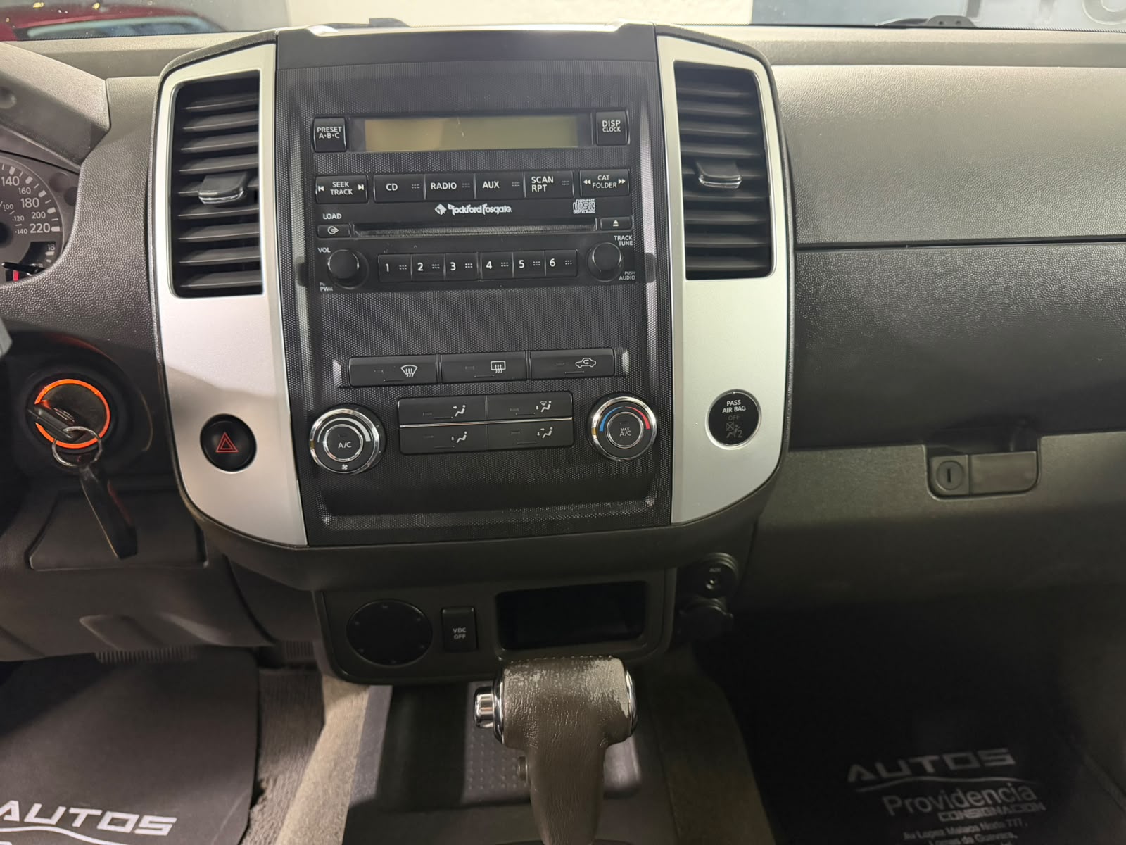 NISSAN FRONTIER PRO-4X 2012 - Imagen 18