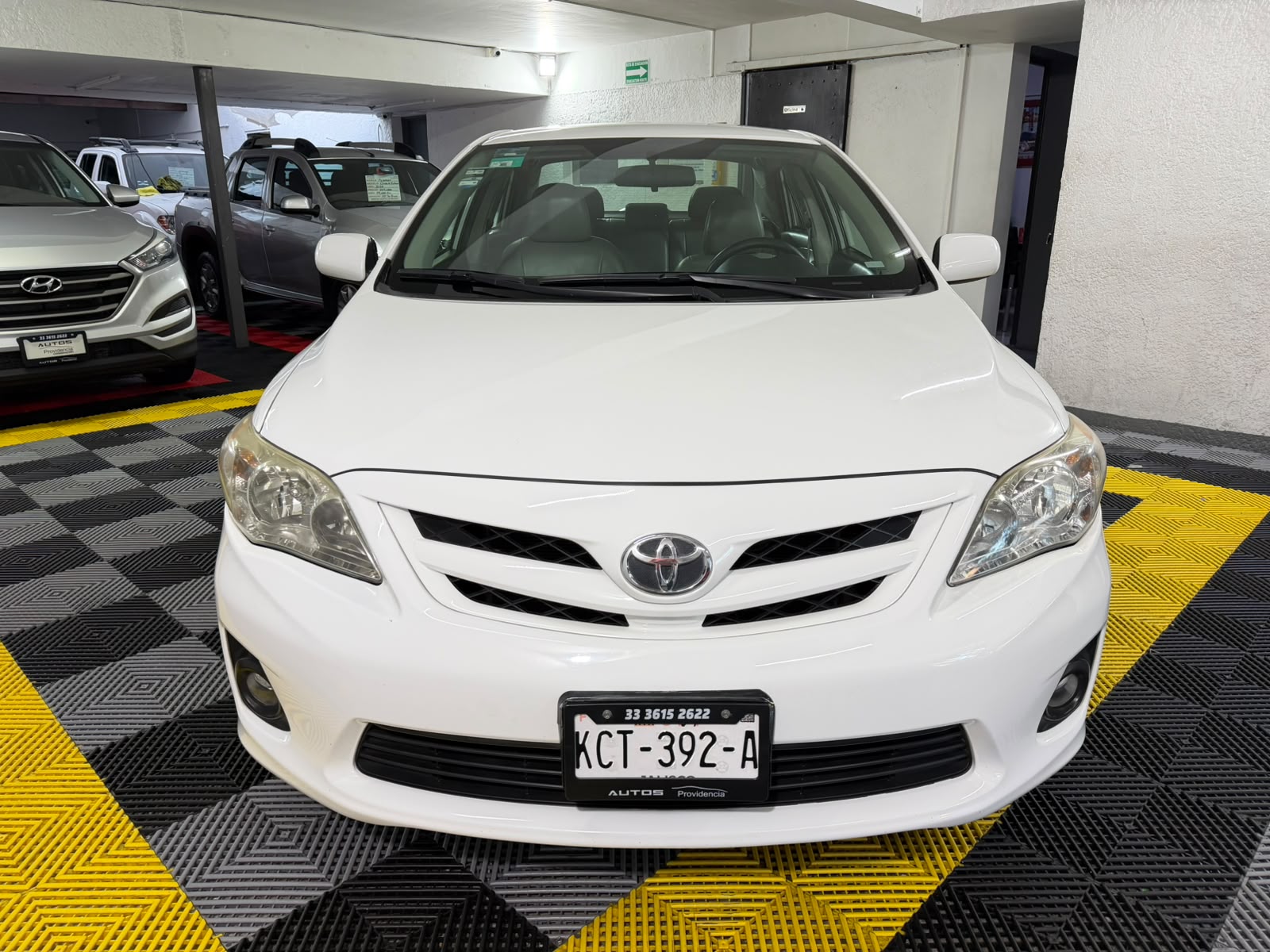TOYOTA COROLLA XLE 2011 - Imagen 2
