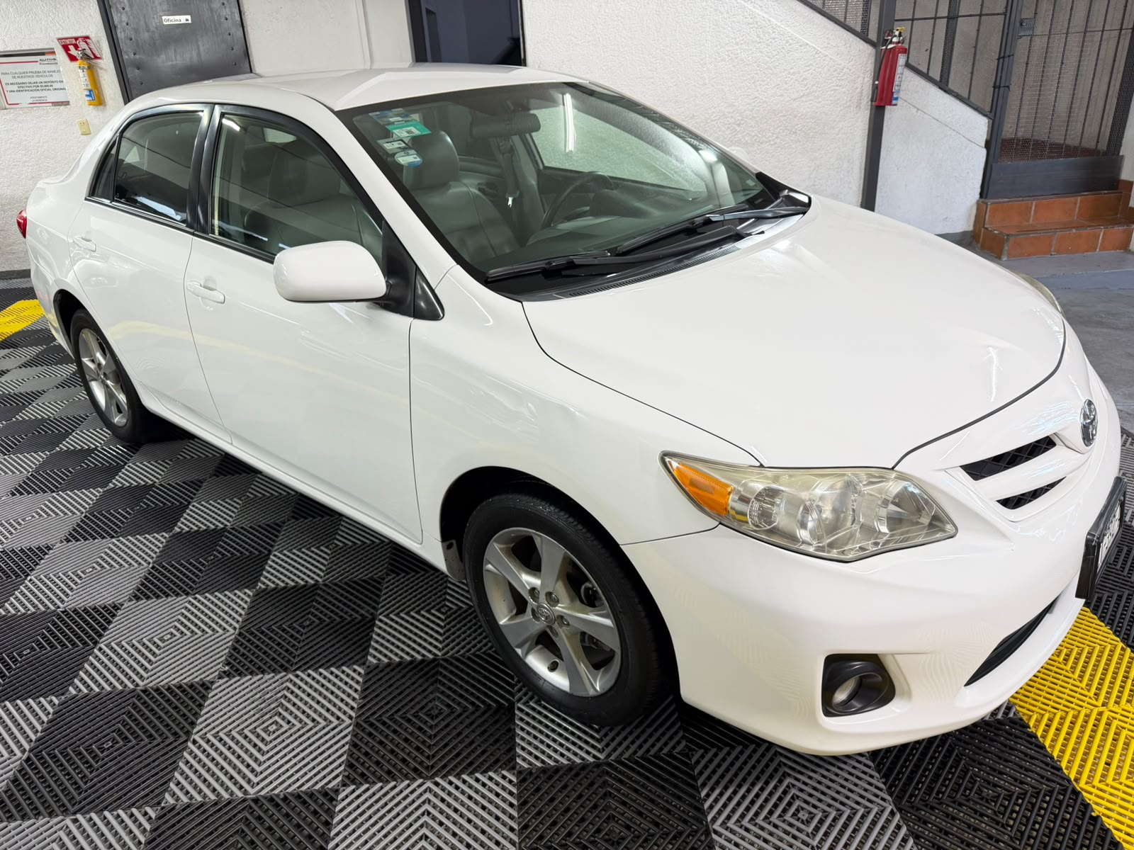 TOYOTA COROLLA XLE 2011 - Imagen 11
